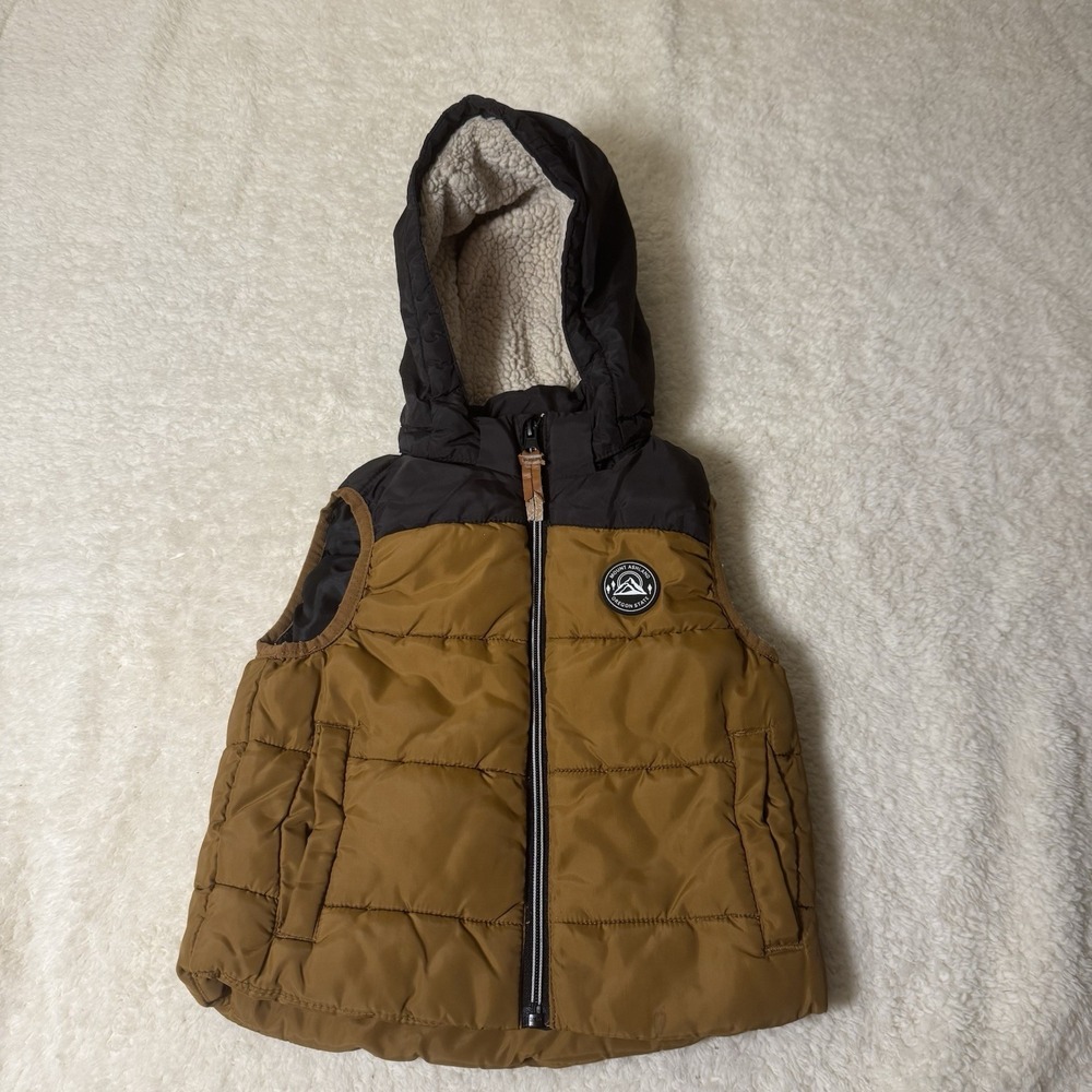 H&M Boys 3-4T Mount Ashland Oregon Hooded Puffer Vest Brown Black